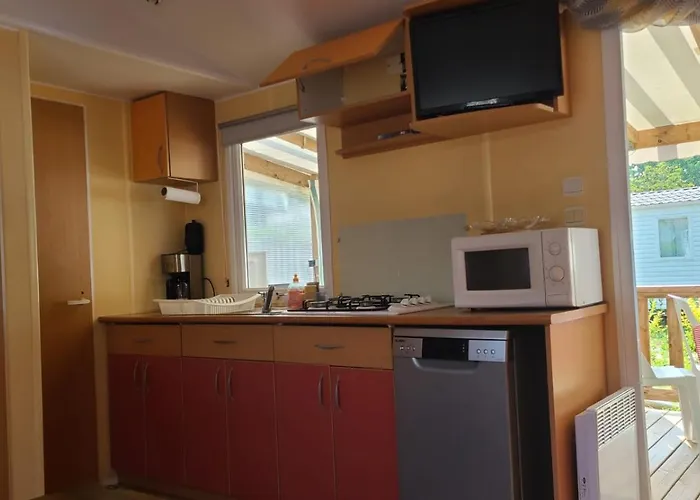 Mobil 4 Pers Camping